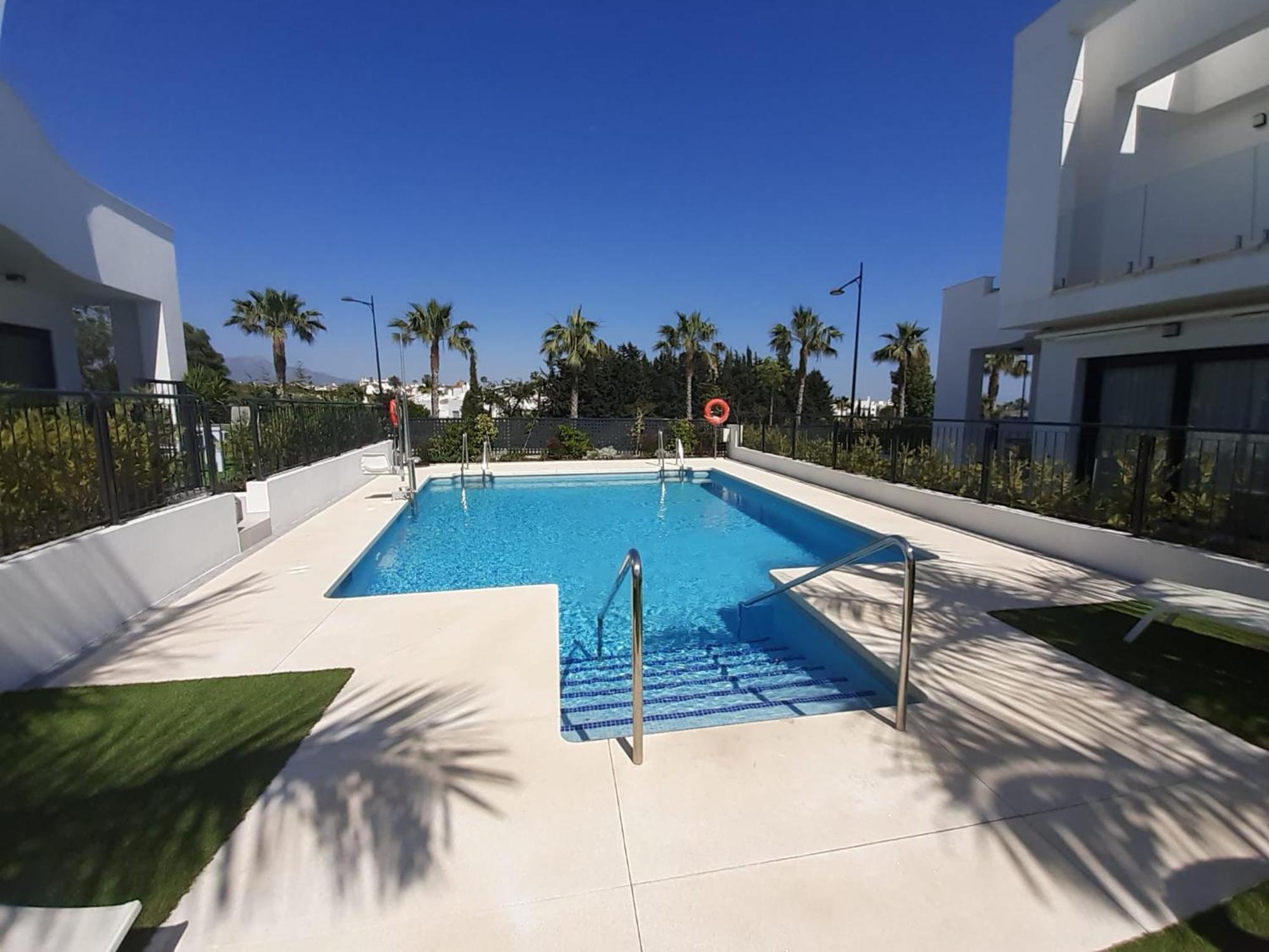 Los Miradores Del Sol By Mar Holidays Estepona Dış mekan fotoğraf